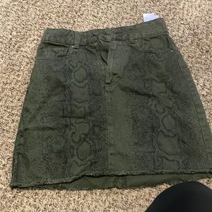 hollister skirt